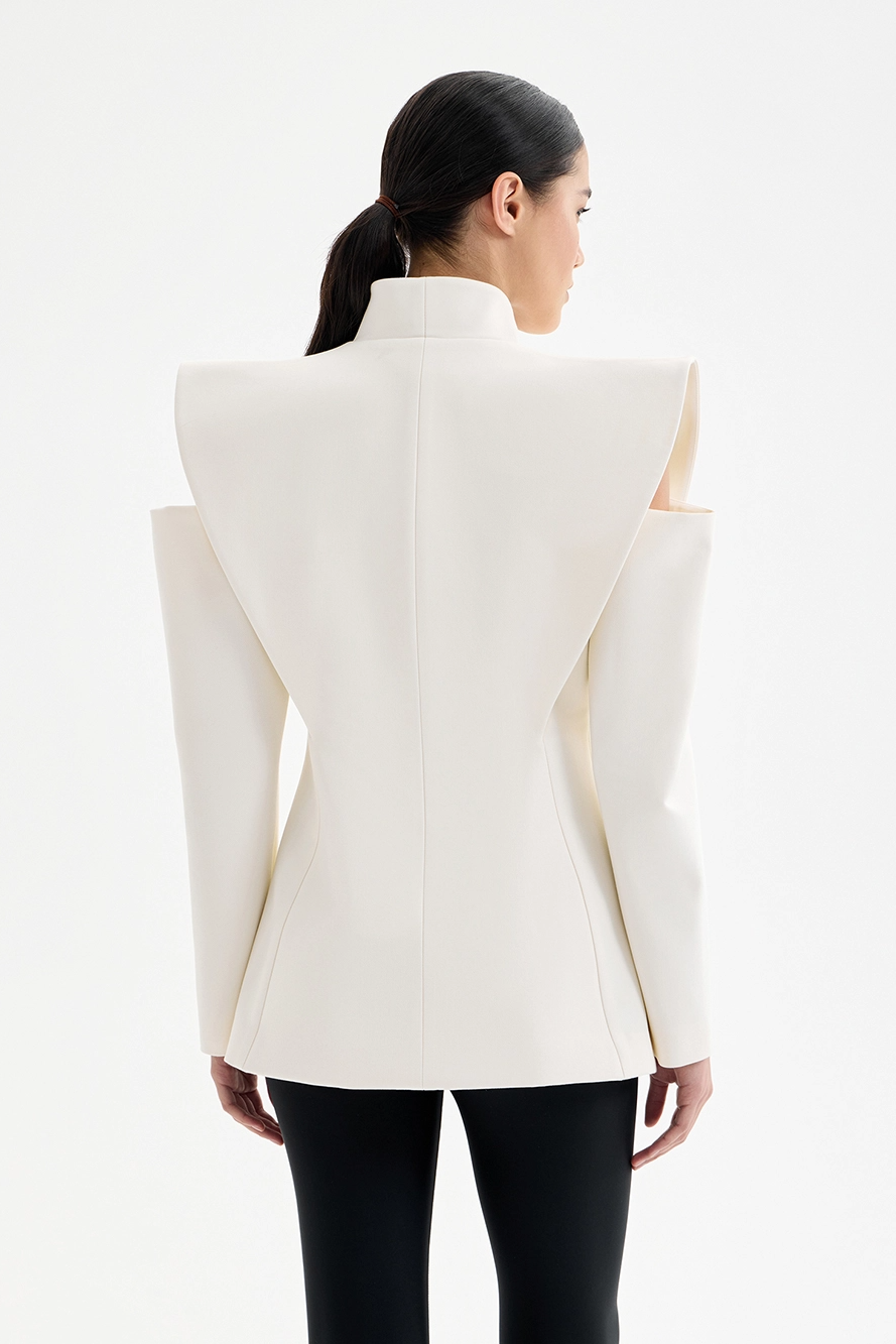 Blazer mujer hombros estructurados corte ajustado manga larga