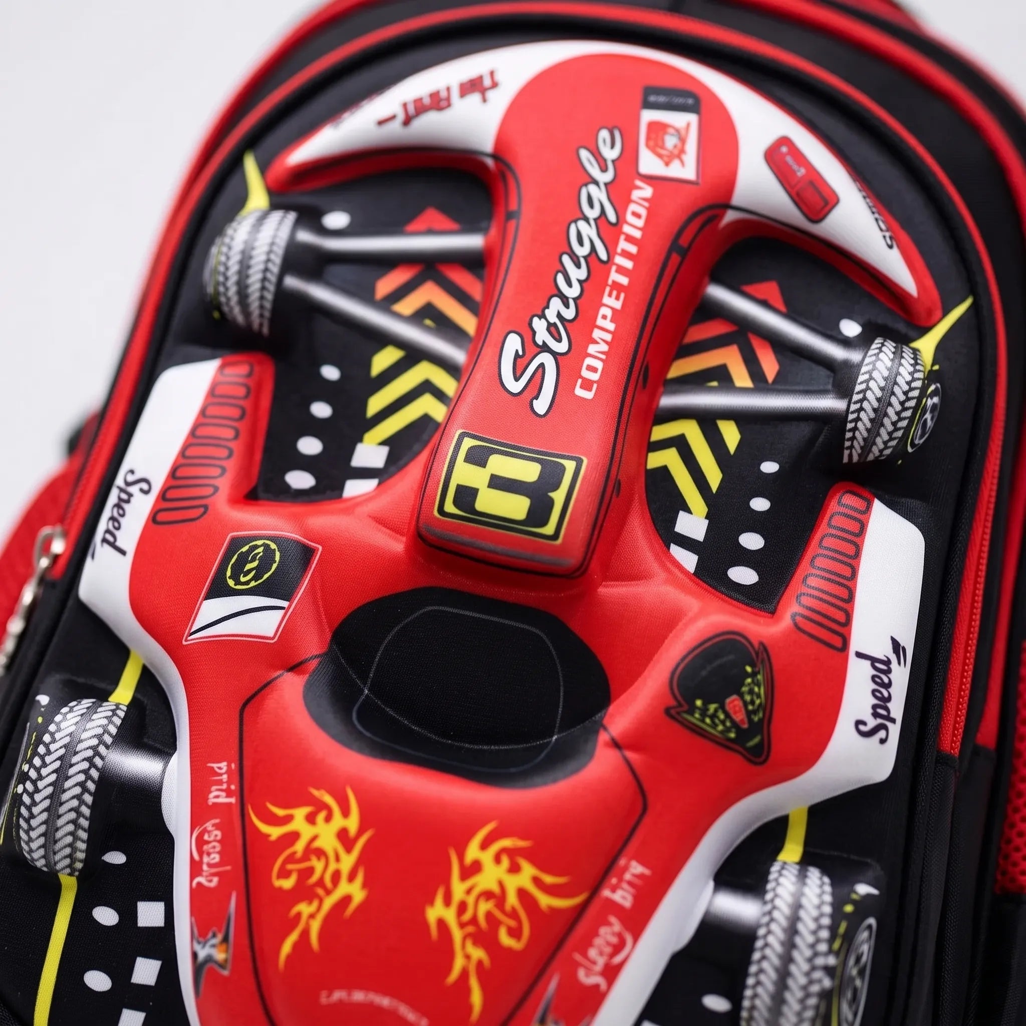 Mochila Escolar Infantil | Diseño 3D Auto de Carreras | Verde, Azul, Rojo