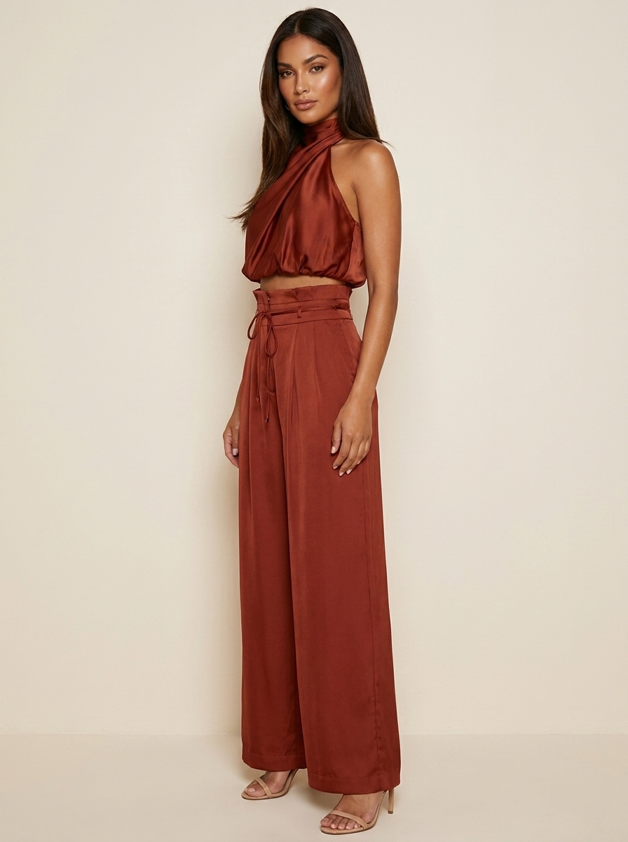 Conjunto de Satén de Dos Piezas | Top Halter y Pantalón Ancho